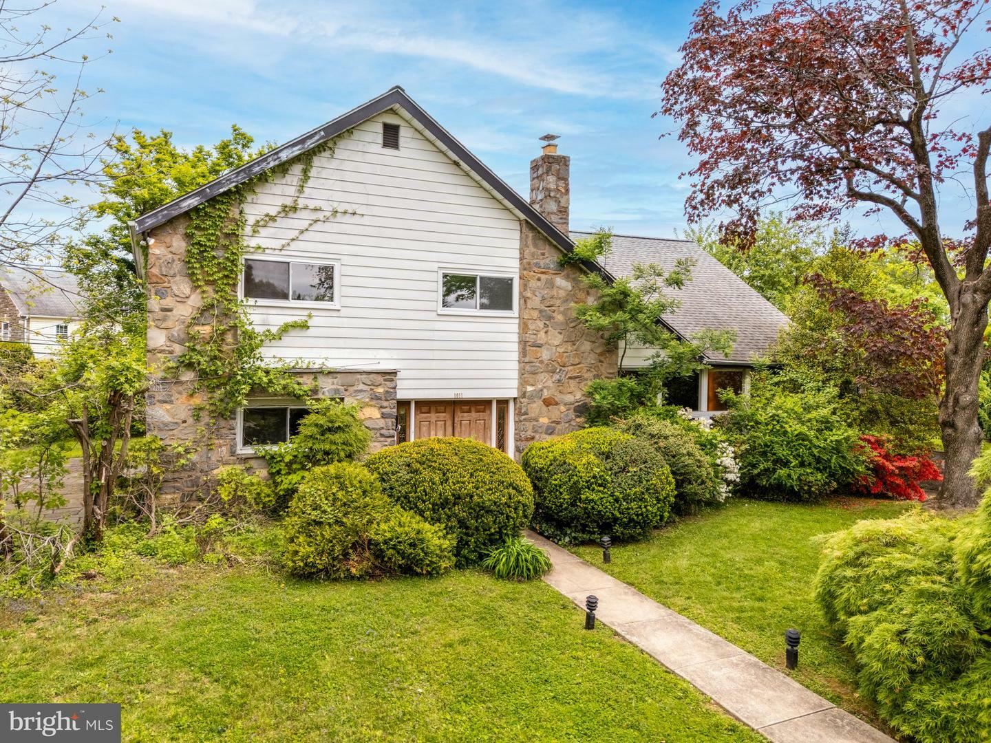 Property Photo: 1011 Stanford Drive PA 19096