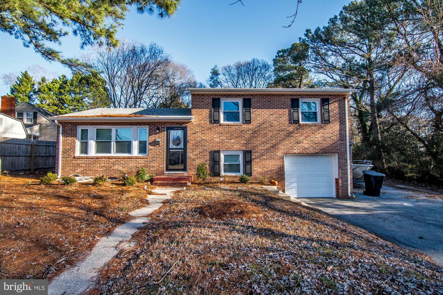 Property Photo:  903 Riverside Road  MD 21801 