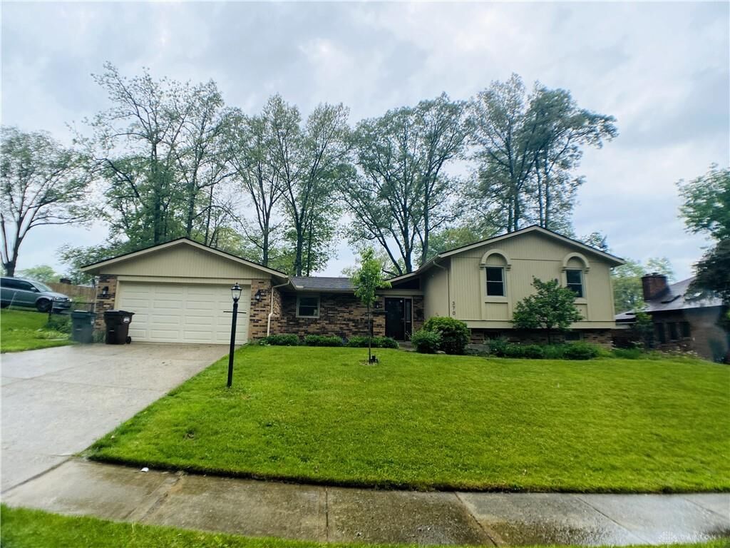 Property Photo:  370 Forest View Drive  OH 45324