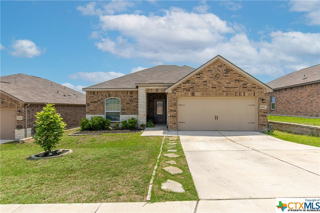 Property Photo:  6361 Hibiscus  TX 78132 