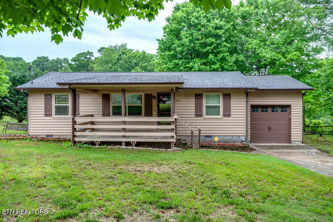 Property Photo:  4642 Moon Lane  TN 37871 