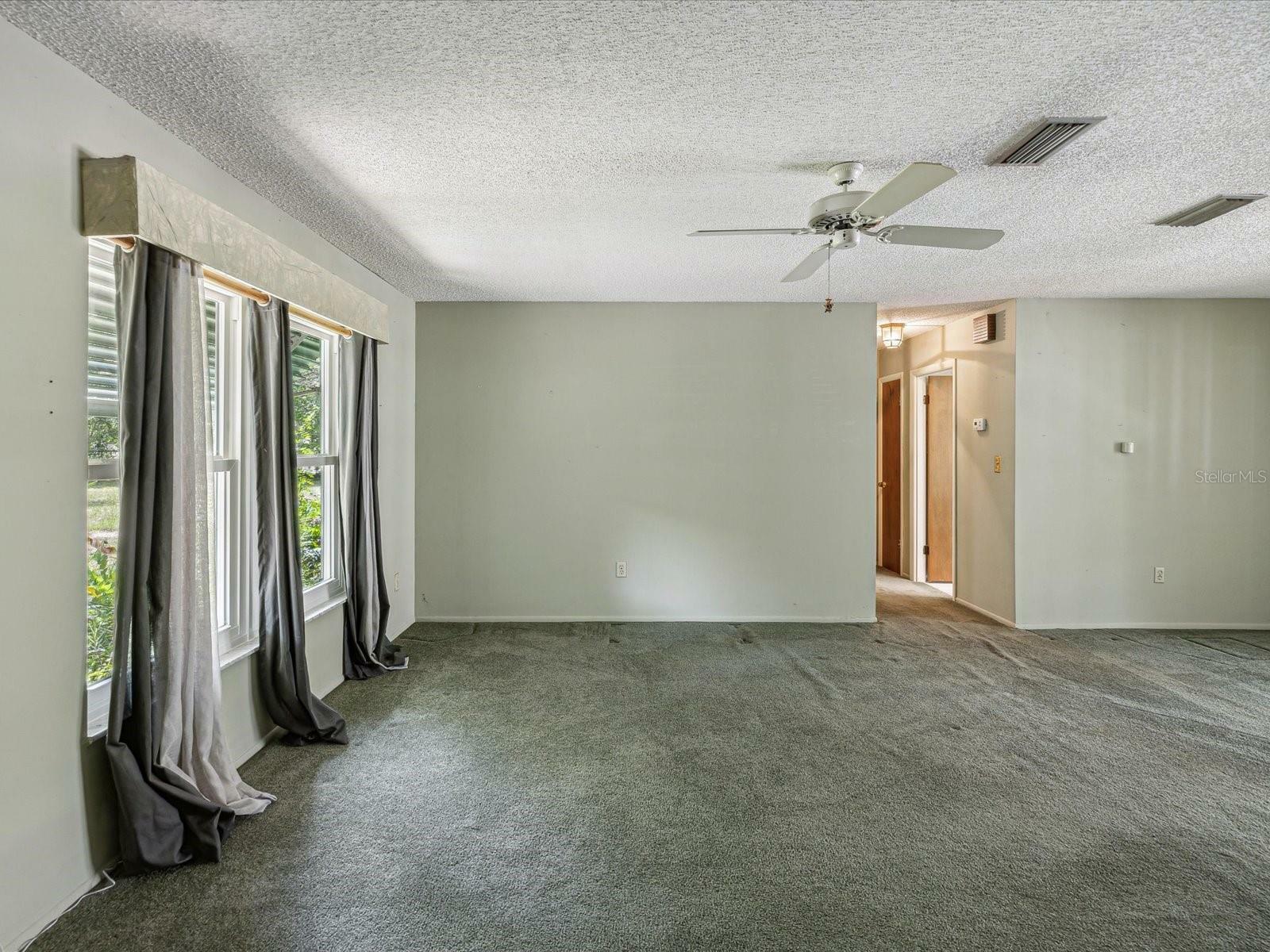 Property Photo: 18637 Firethorn Drive FL 34610