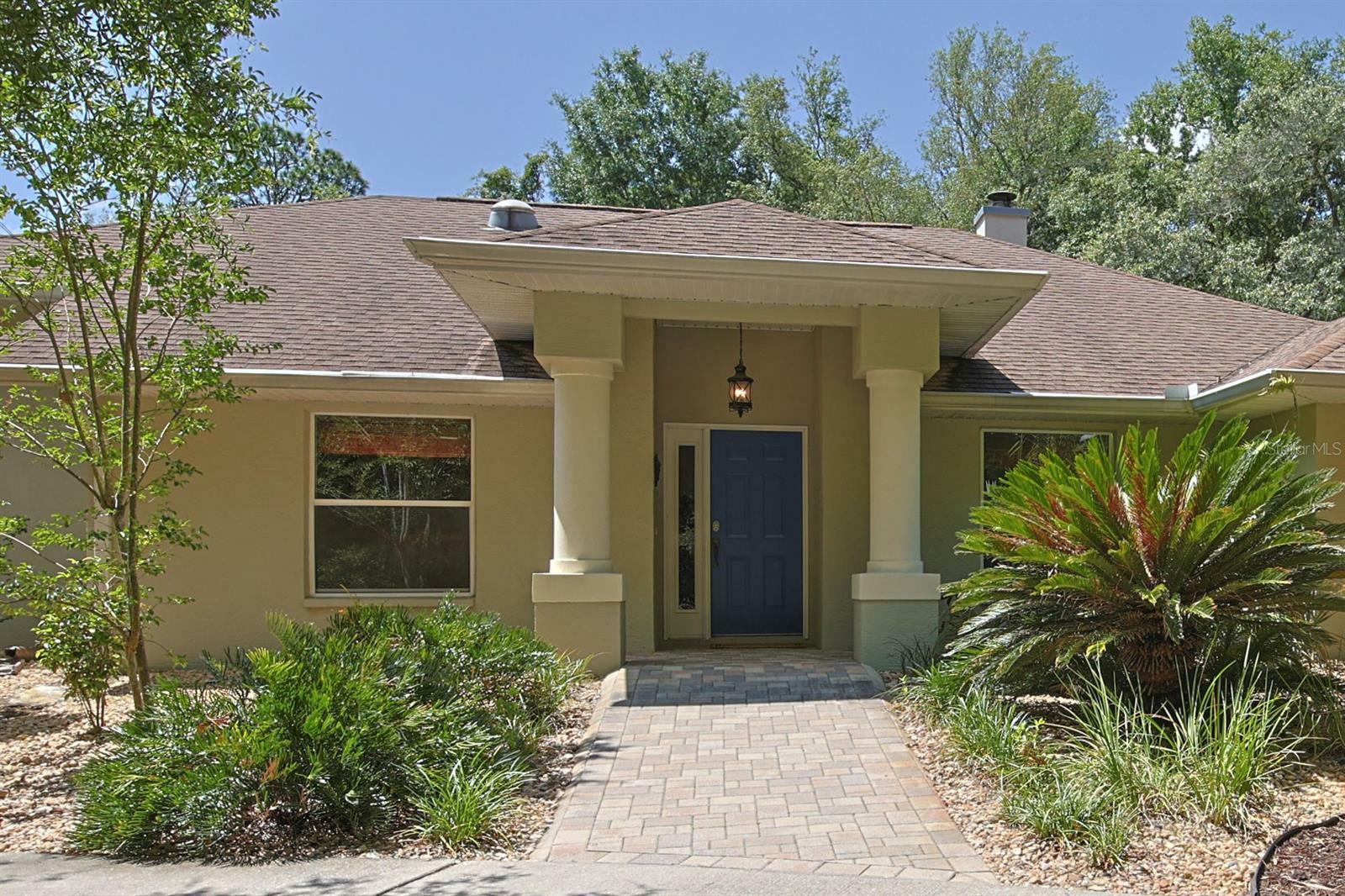 Property Photo:  136 E Pilar Street  FL 34442 