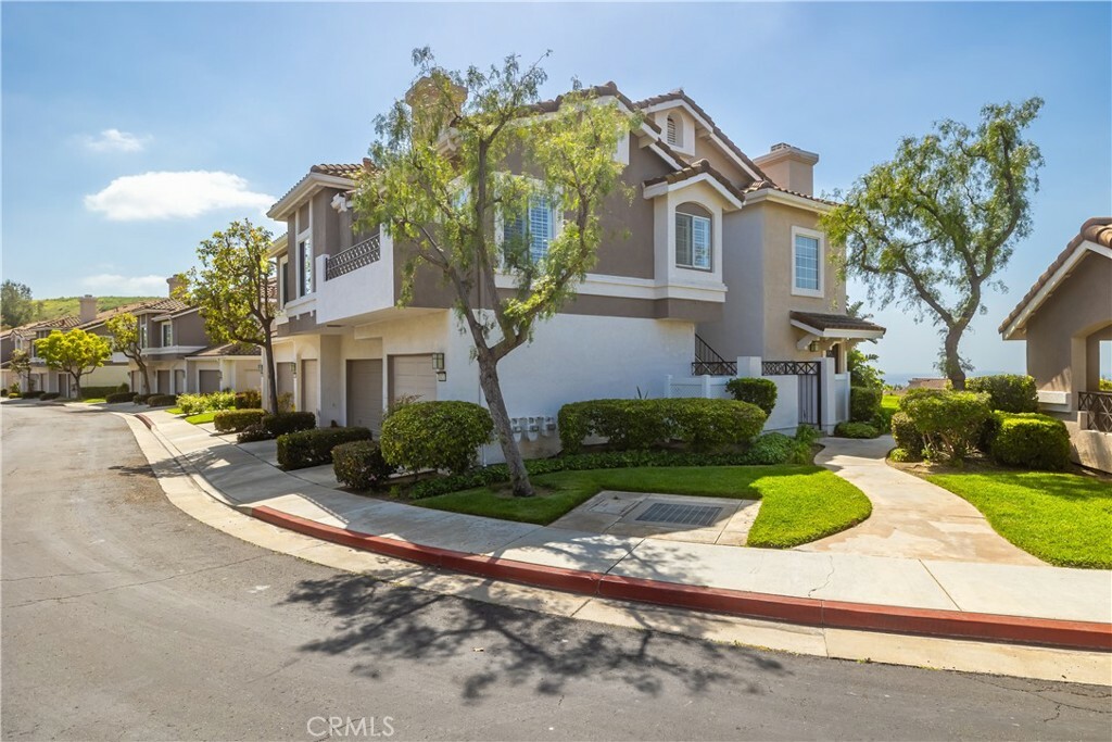 Property Photo:  1021 S Rising Sun Court  CA 92808 