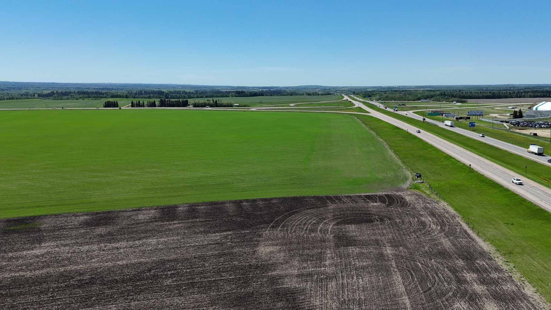 Photo de la propriété: 7706 Highway 53 AB T4J 1R2
