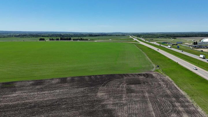 Property Photo: 7706 Highway 53 AB T4J 1R2