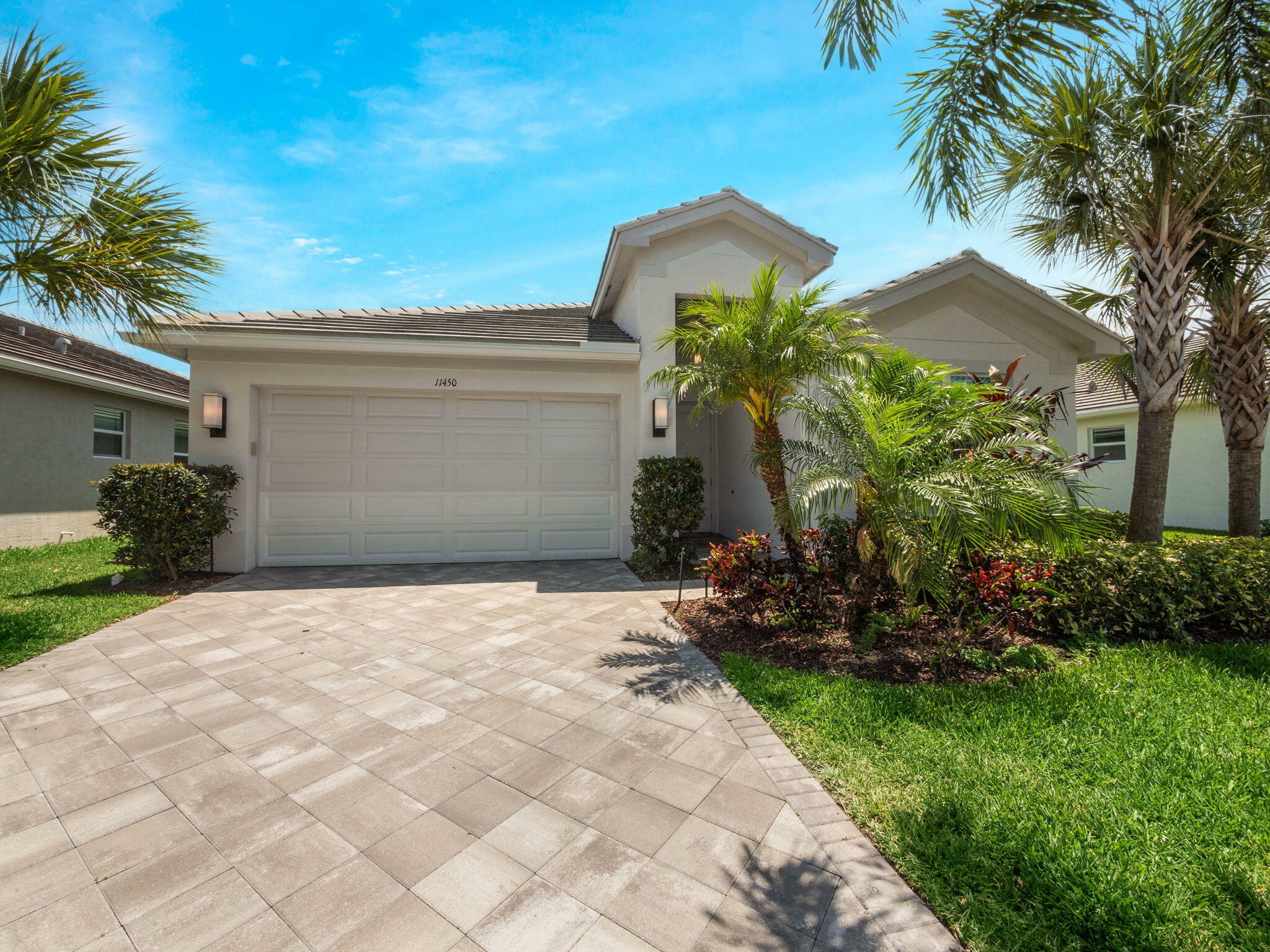 Property Photo:  11450 SW Golden Mountain Way  FL 34987 