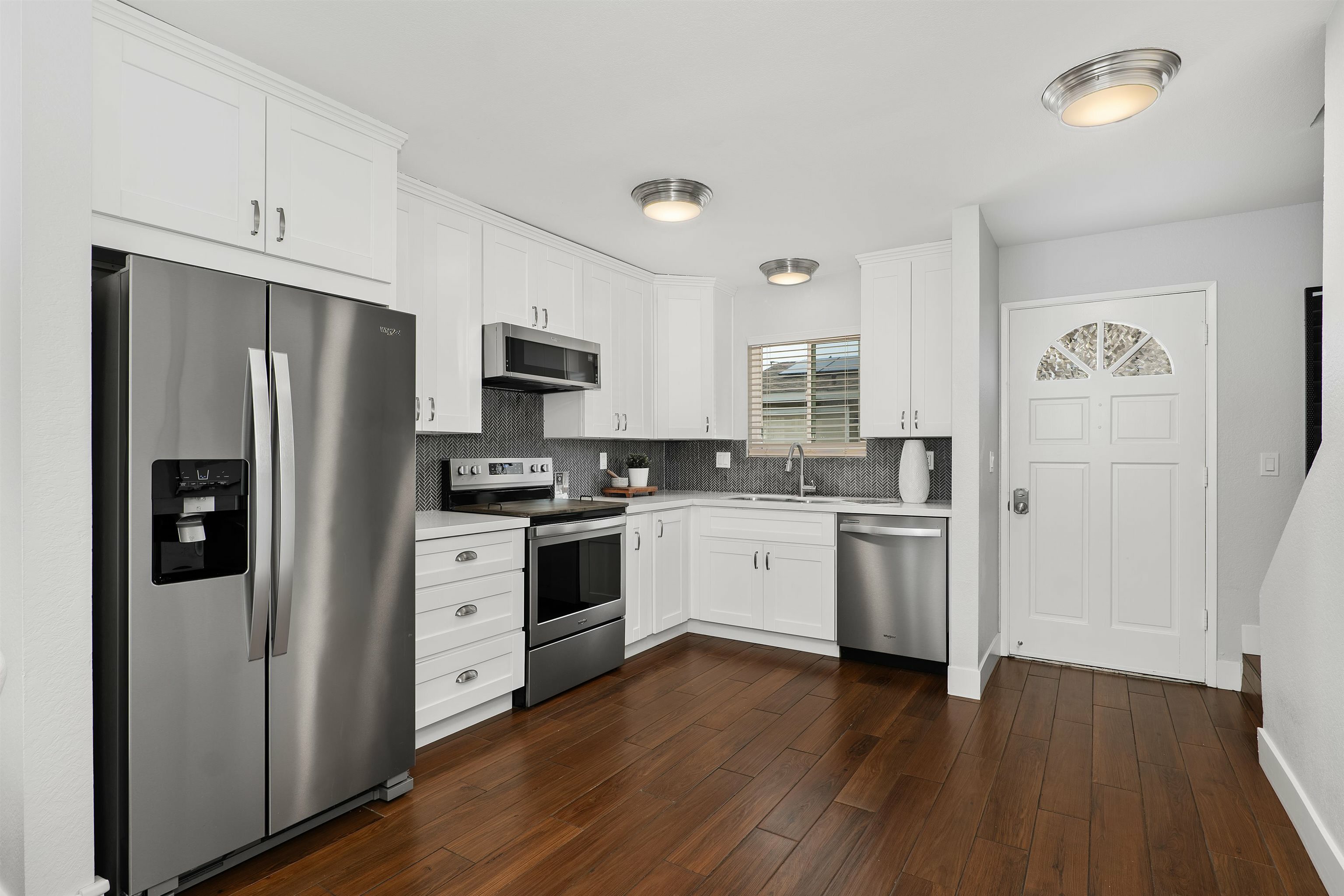 Property Photo:  770 Morse St.  CA 92054 