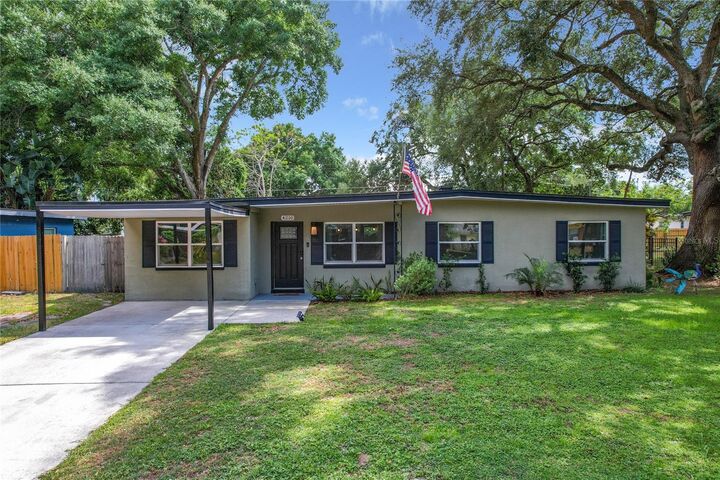 Property Photo:  4210 Haverstraw Avenue  FL 32812