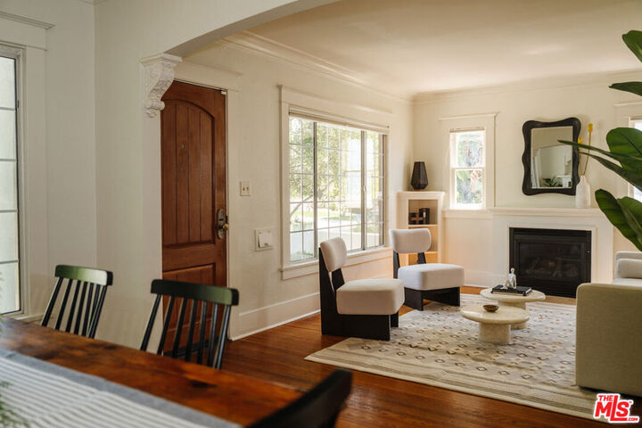 Property Photo:  2107 S Mansfield Avenue  CA 90016