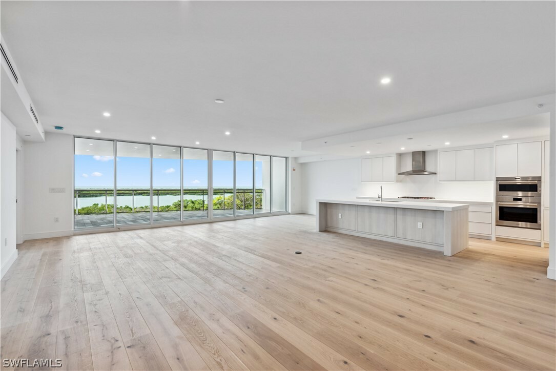 Property Photo: 13945 Old Coast Road 704 FL 34110