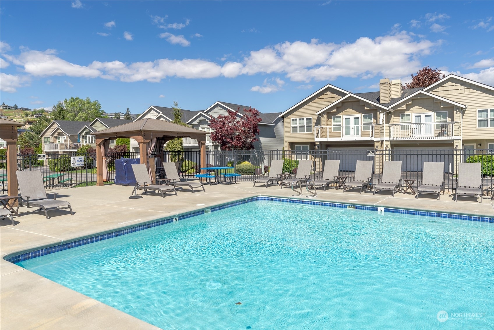 Property Photo: 235 Parkway Drive WA 98831