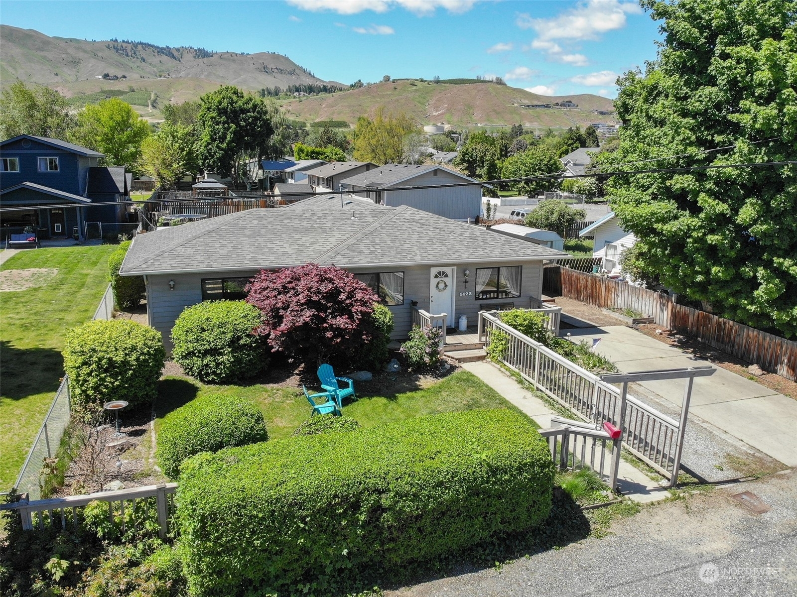 Property Photo:  1422 Pershing Street  WA 98801 