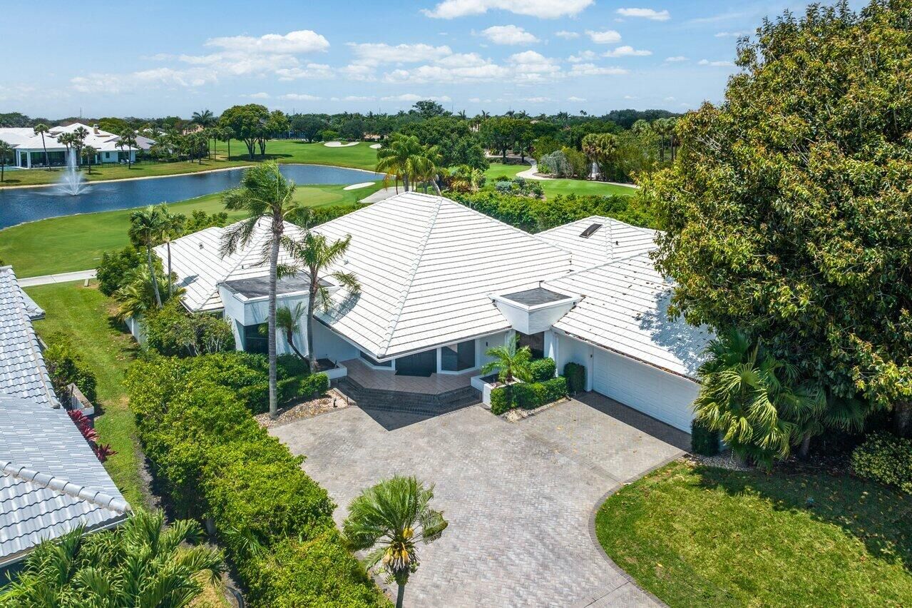 Property Photo: 4665 Bocaire Boulevard FL 33487