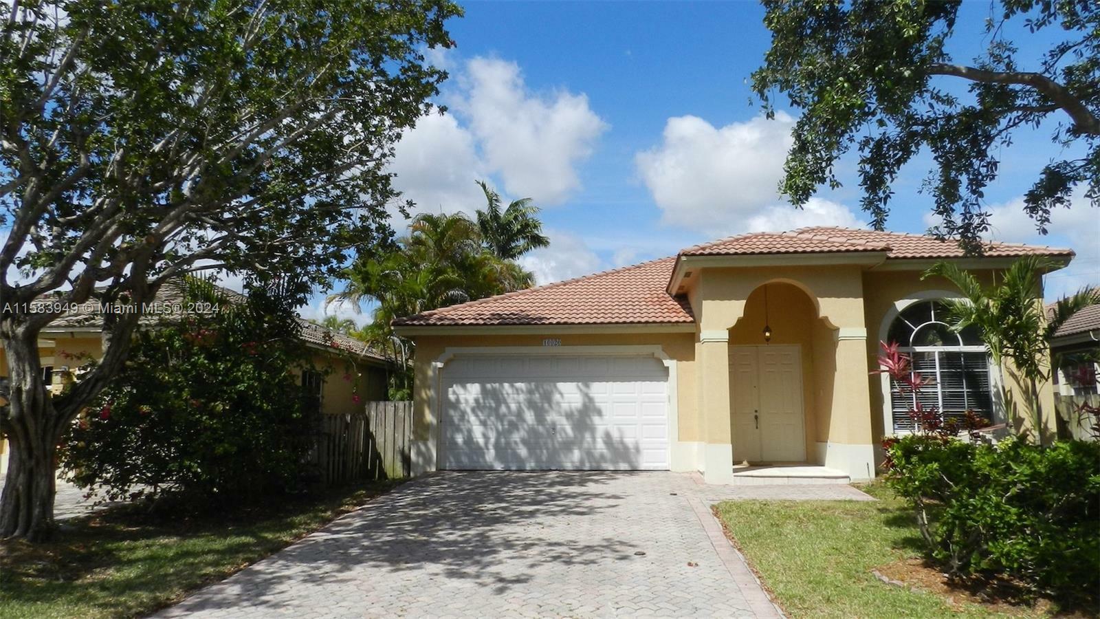 Property Photo:  16020 SW 91st Ct  FL 33157 