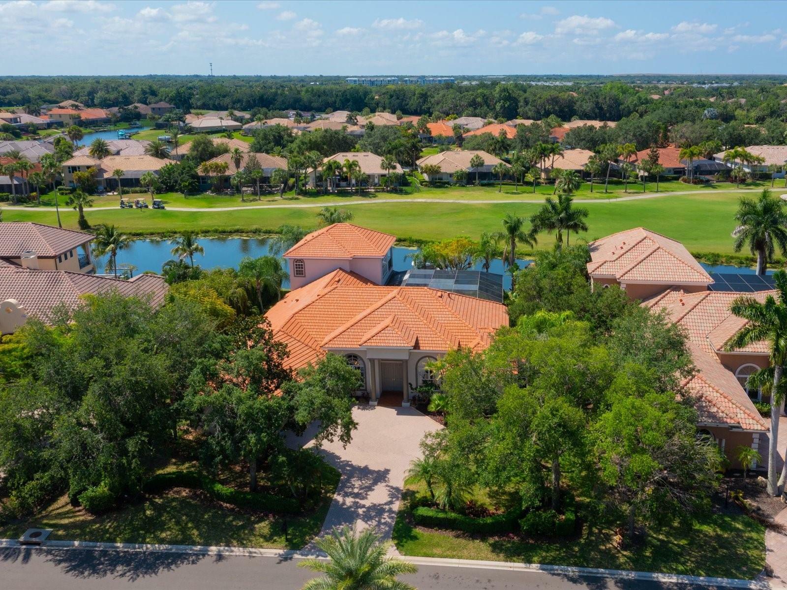 Property Photo: 10402 Riverbank Terrace FL 34212