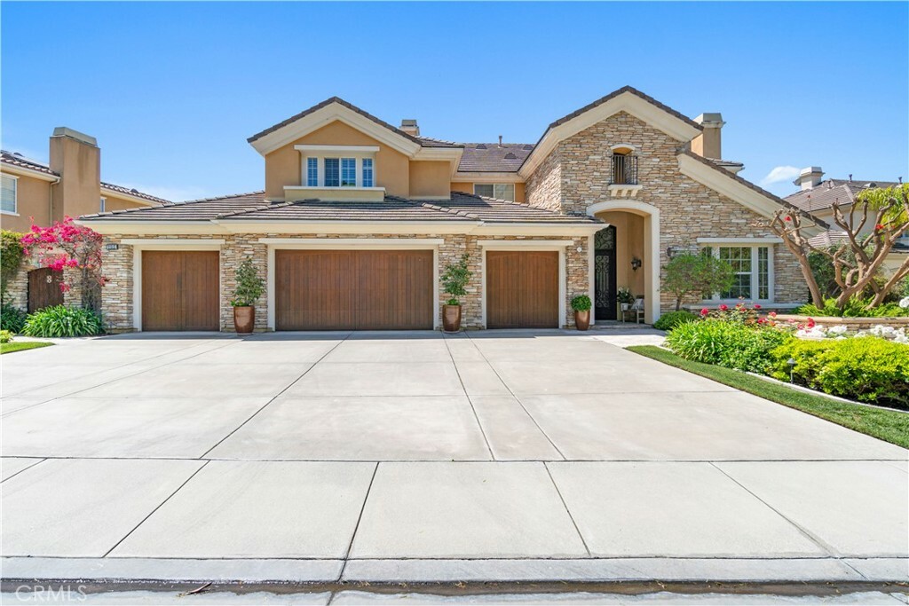 Property Photo:  21512 Saddle Ridge Way  CA 92887 