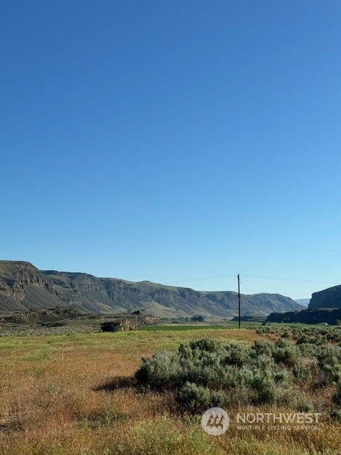 Property Photo:  1074 Palisades Rd Lot #7  WA 98845 