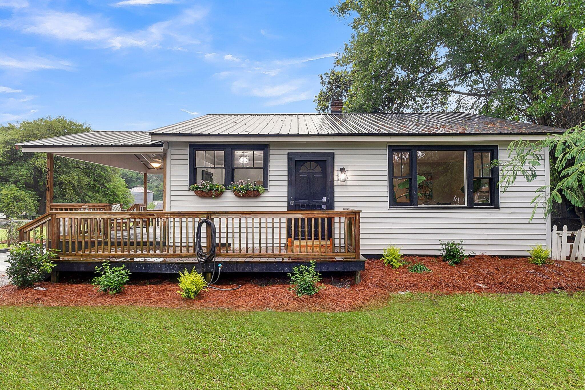 Property Photo: 2014 Central Avenue SC 29483