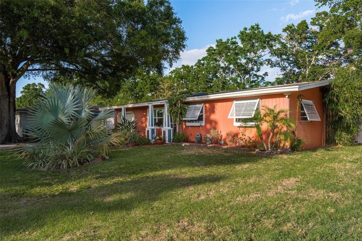 Property Photo:  73 Arnoni Drive  FL 34698 