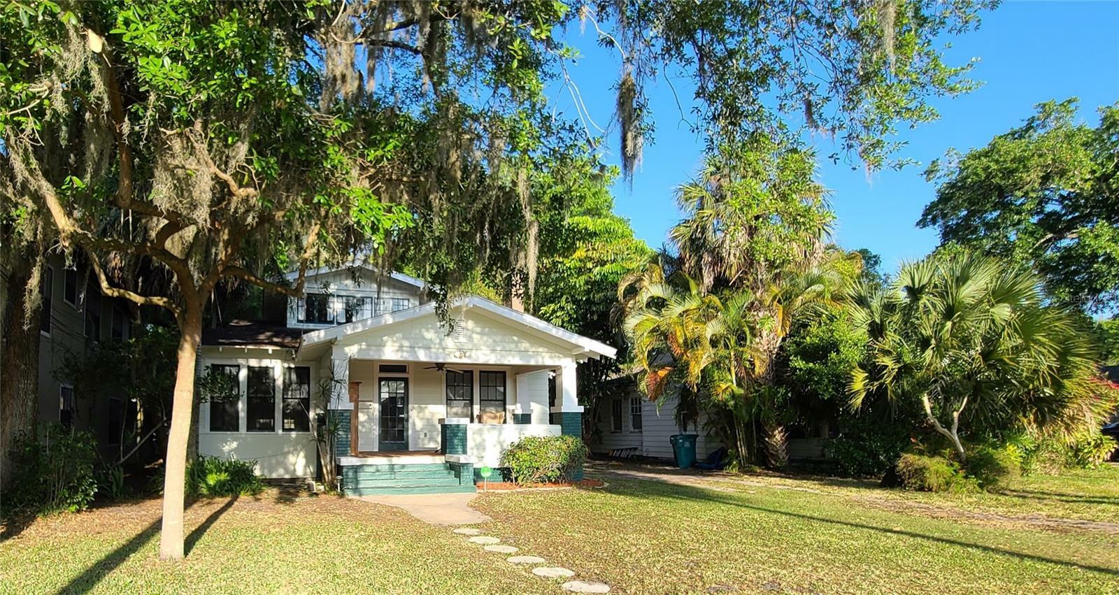 Property Photo:  120 S Thornton Avenue  FL 32801 