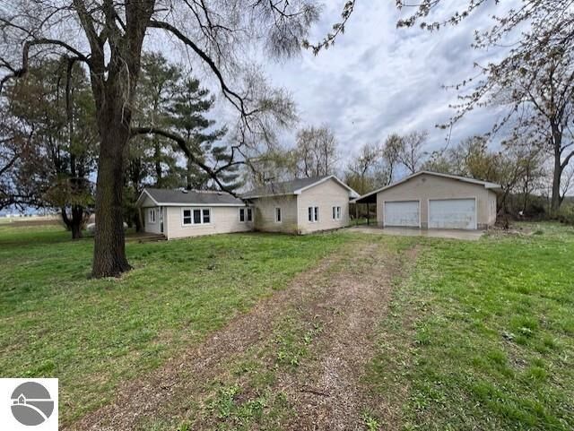 Property Photo:  11469 W Roosevelt Road  MI 48811 