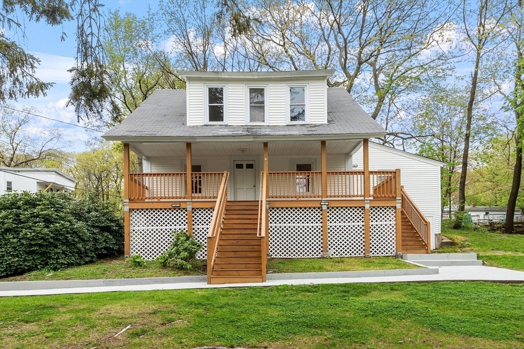 Property Photo:  157 Mount Vernon St  MA 01420 