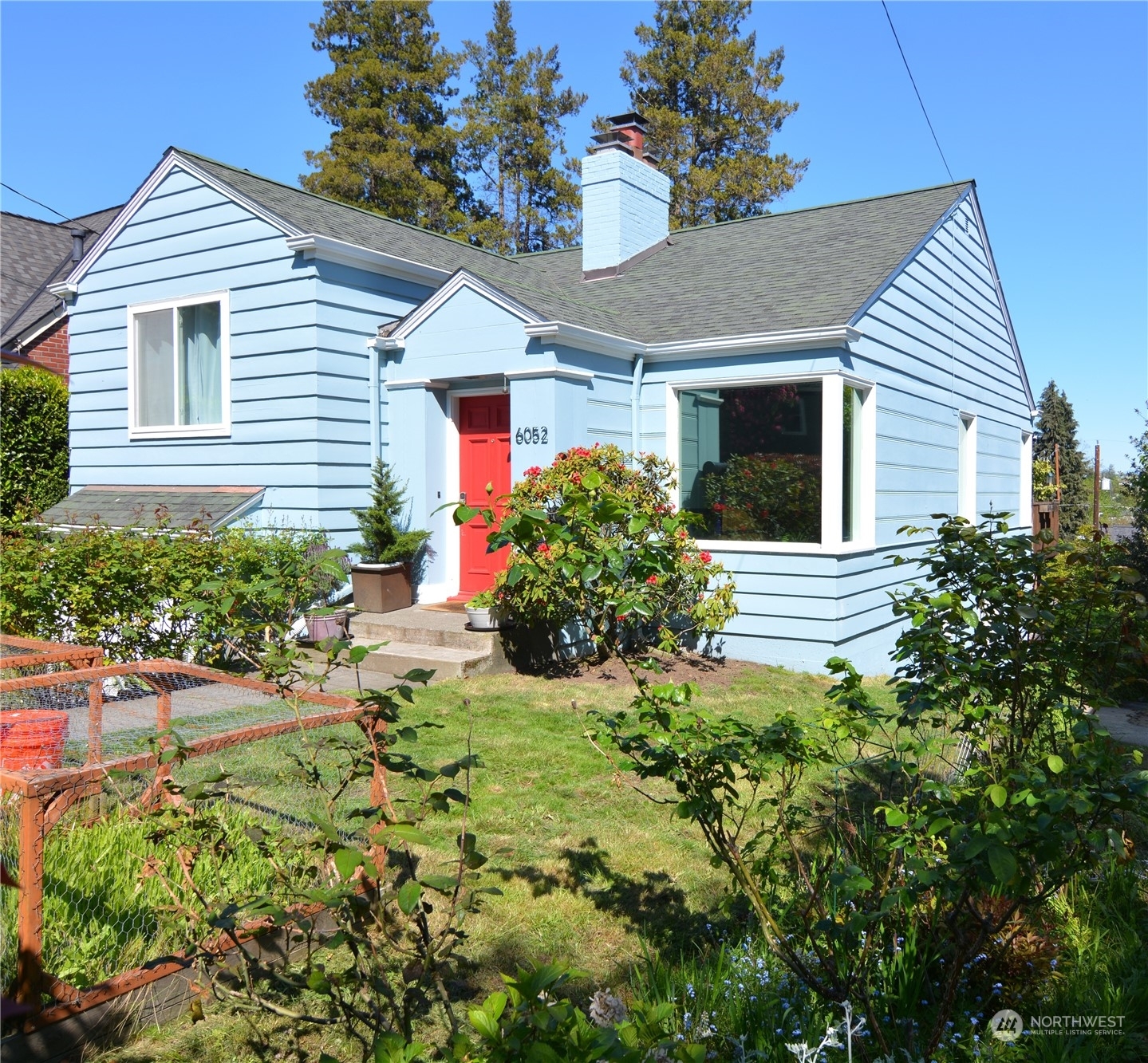 Property Photo:  6052 35th Avenue NE  WA 98115 