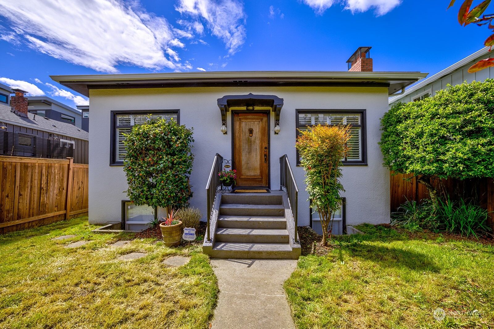 Property Photo:  4733 Delridge Way SW  WA 98106 