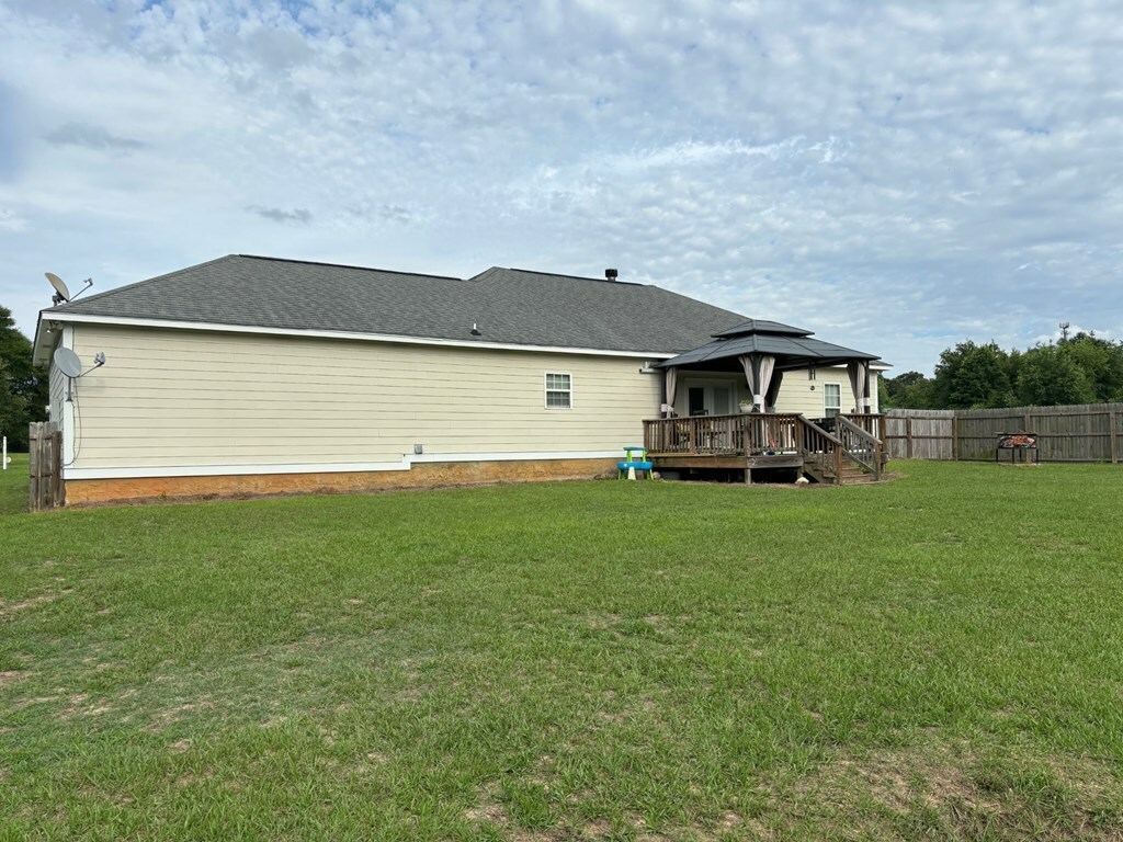 Property Photo:  108 Birchwood Drive  GA 31763 