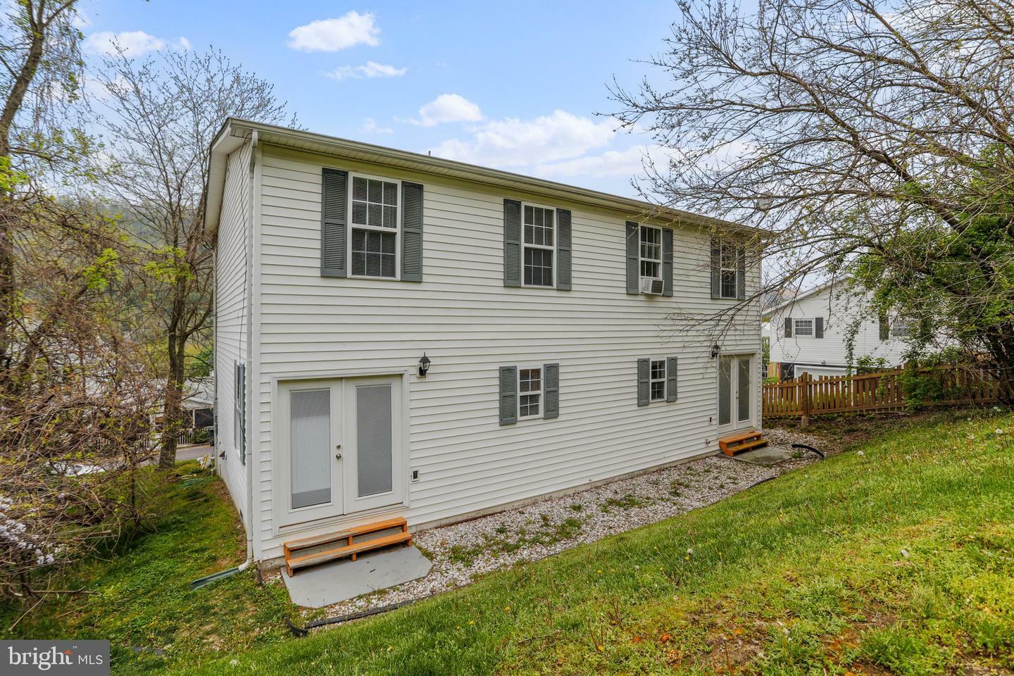 Property Photo:  119 S Laurel Avenue  WV 25411 