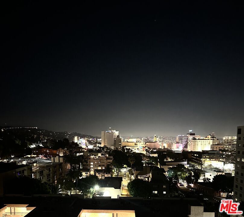 Property Photo:  7250   Franklin Ave 815  CA 90046 