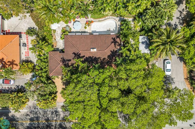 Property Photo:  4187 S Le Jeune Rd  FL 33146 