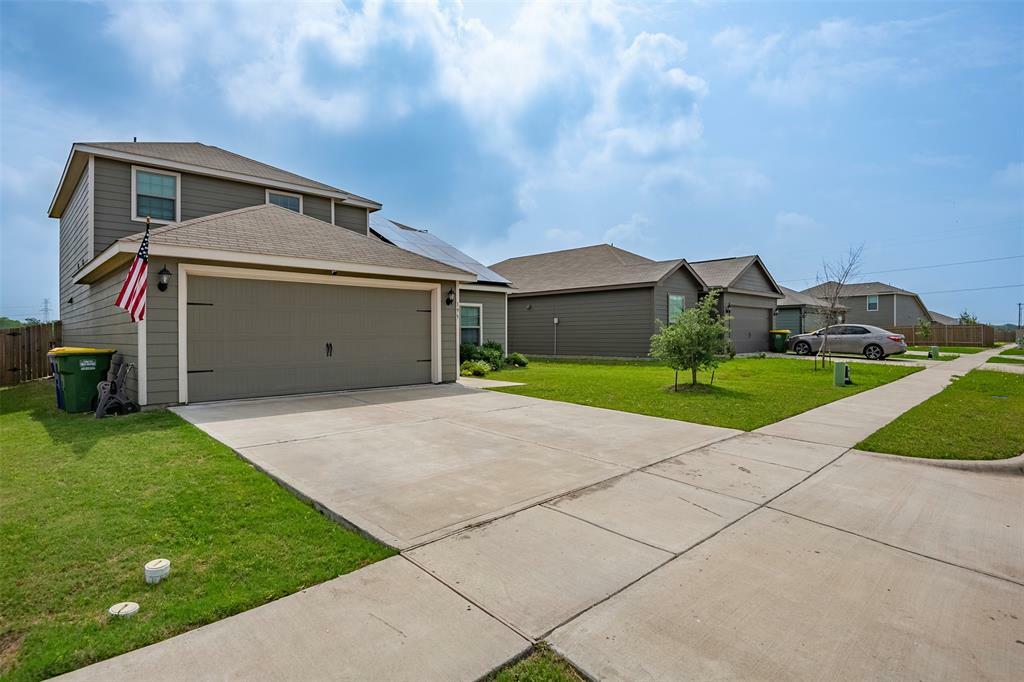 Photo de la propriété:  195 Liberty Lane  TX 76084 