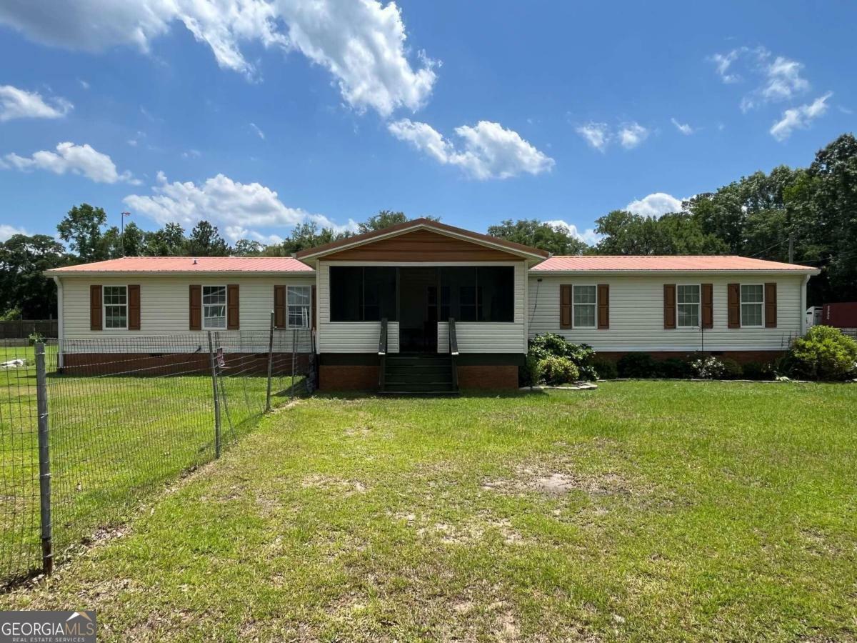 Property Photo:  63 Smiley Loop Road  GA 31323 