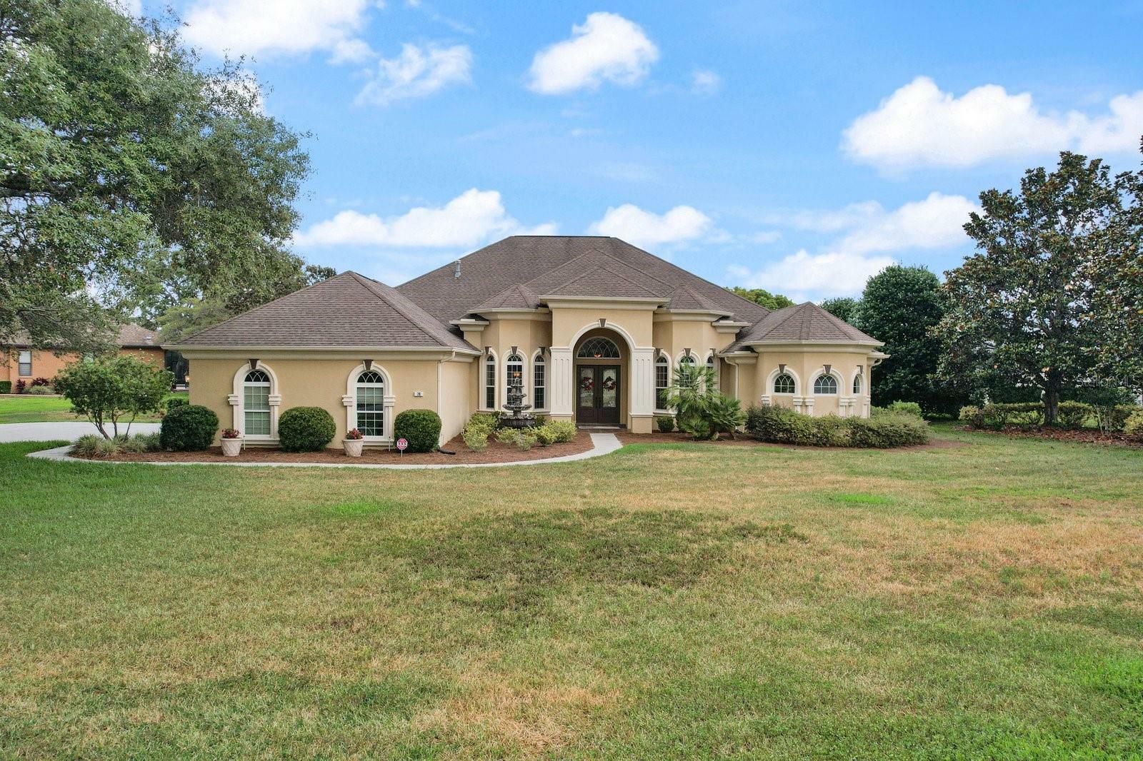 Property Photo:  76 Woodfield Circle  FL 34446 