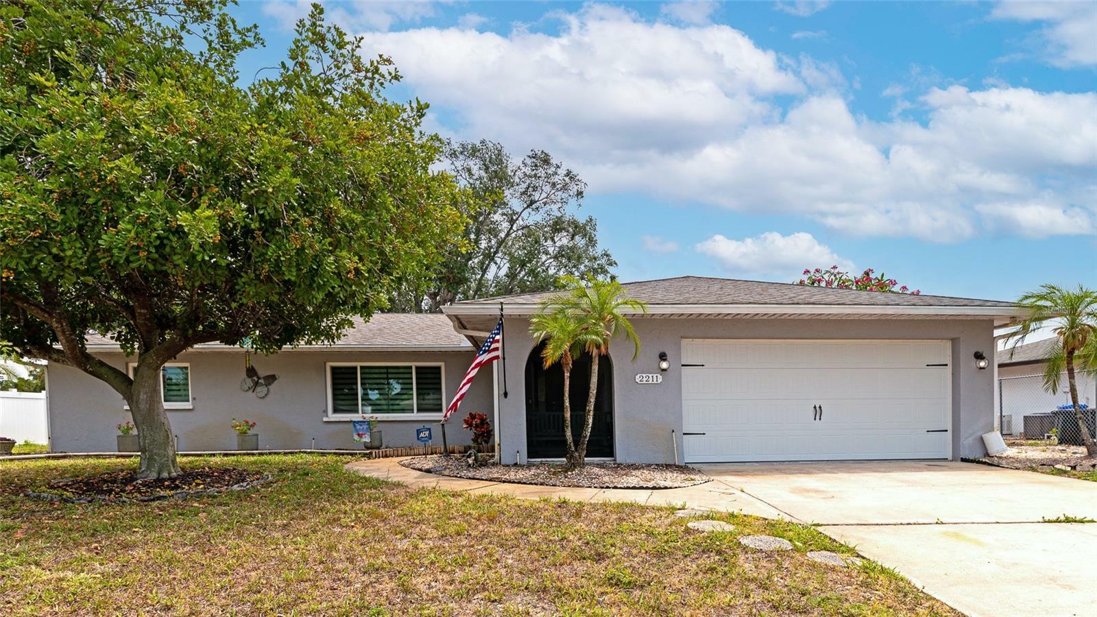 Property Photo:  2211 41st Street Court W  FL 34205 