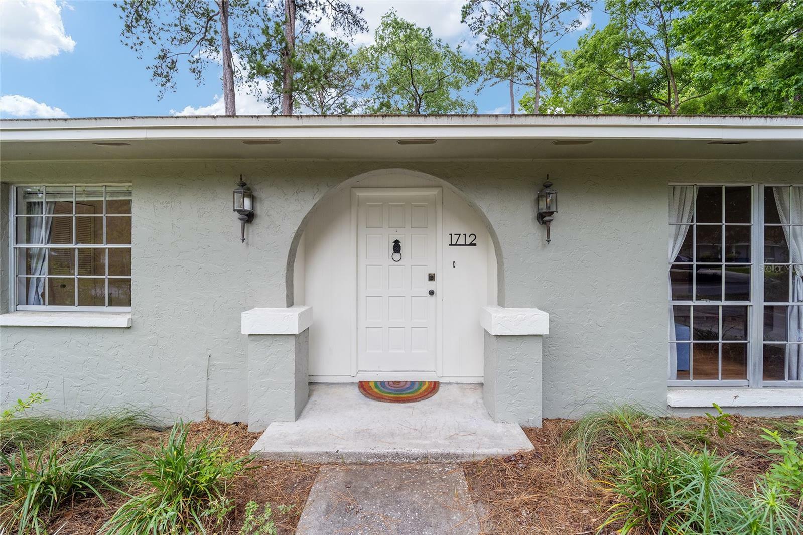 Property Photo:  1712 NW 39th Terrace  FL 32605 