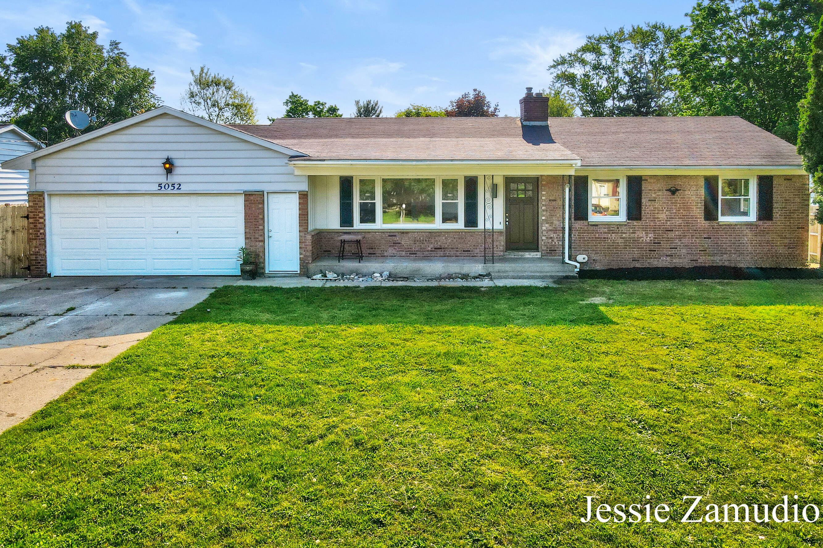 5052 Primrose Avenue SE  Kentwood MI 49548 photo