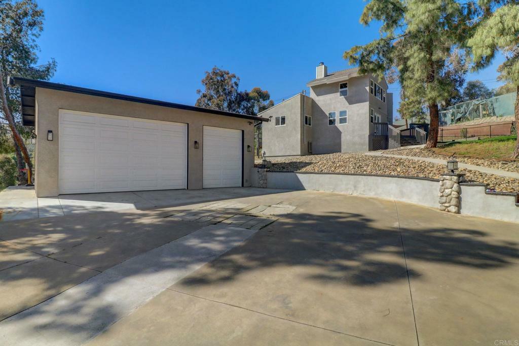 Property Photo:  10645 47 Oak Creek Drive  CA 92040 