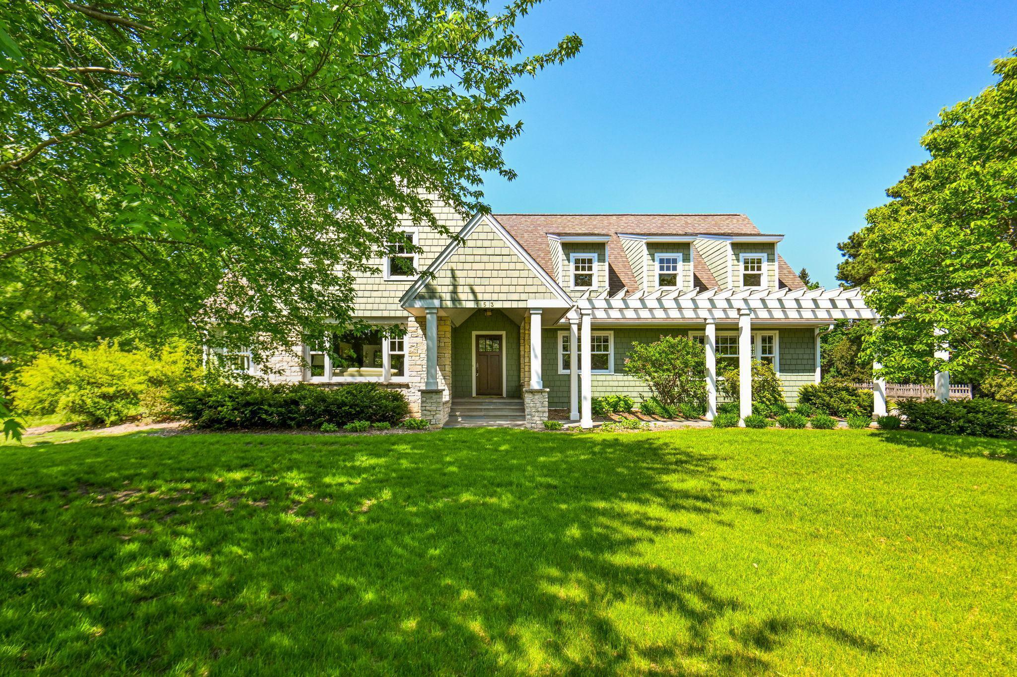 Property Photo: 153 Lakeview Lane MN 55391
