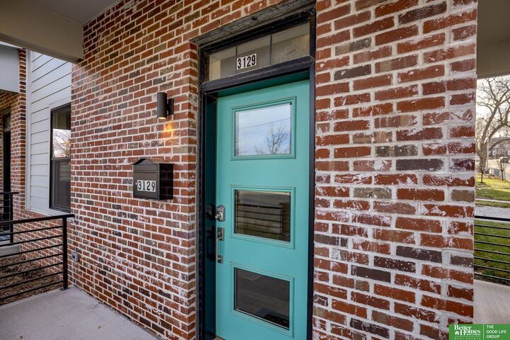 House for sale in Omaha 3129 W California Street, Omaha, NE 68131