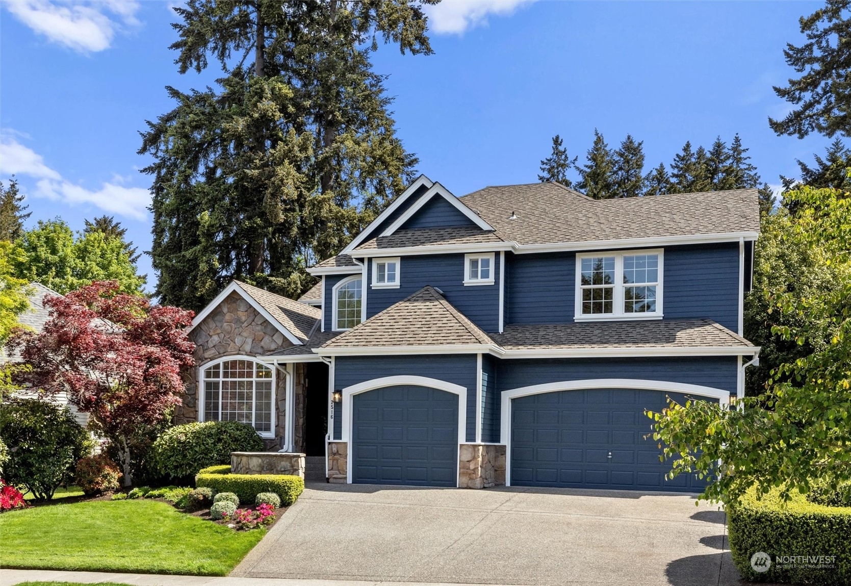 Property Photo:  2516 Monroe Court NE  WA 98056 