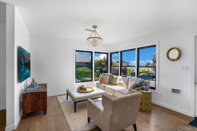 Property Photo: 621 Genter St CA 92037