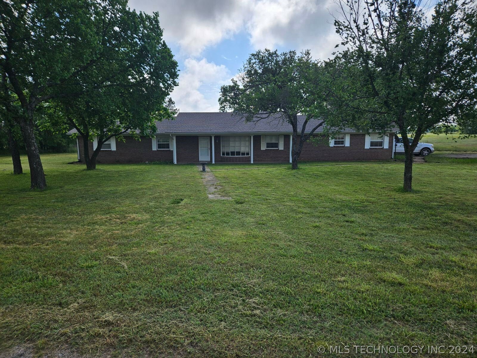 Property Photo:  4069 E State Highway 31  OK 74501 