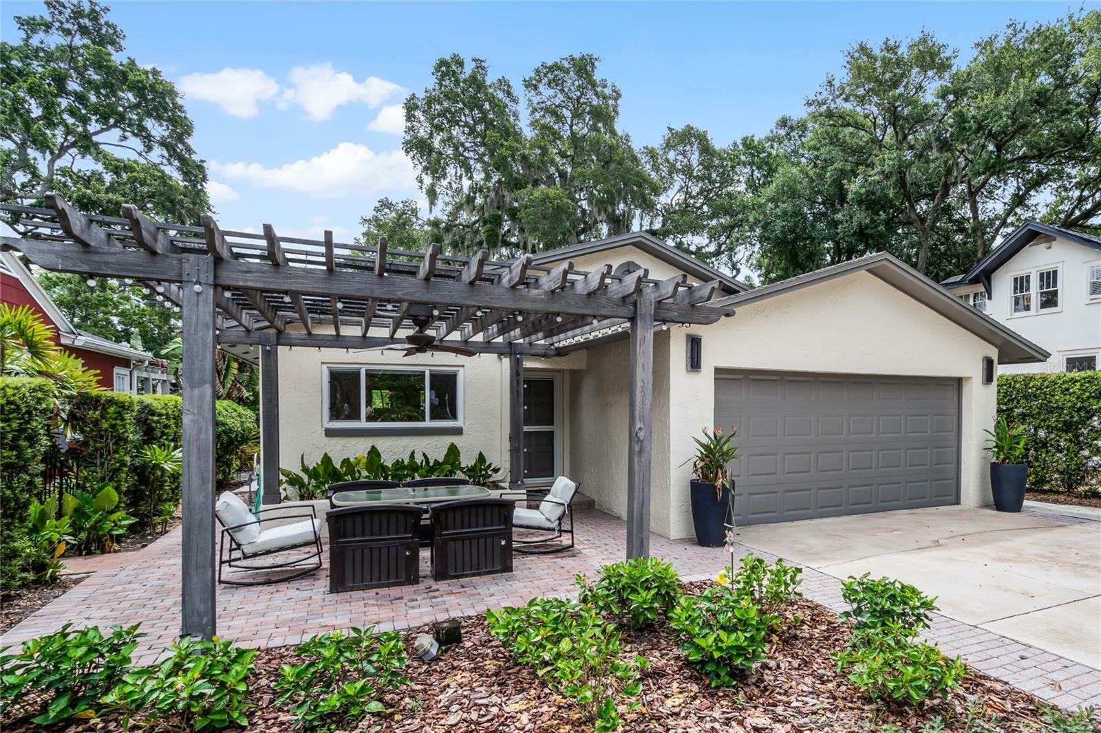 Property Photo: 1611 S Eola Drive FL 32806