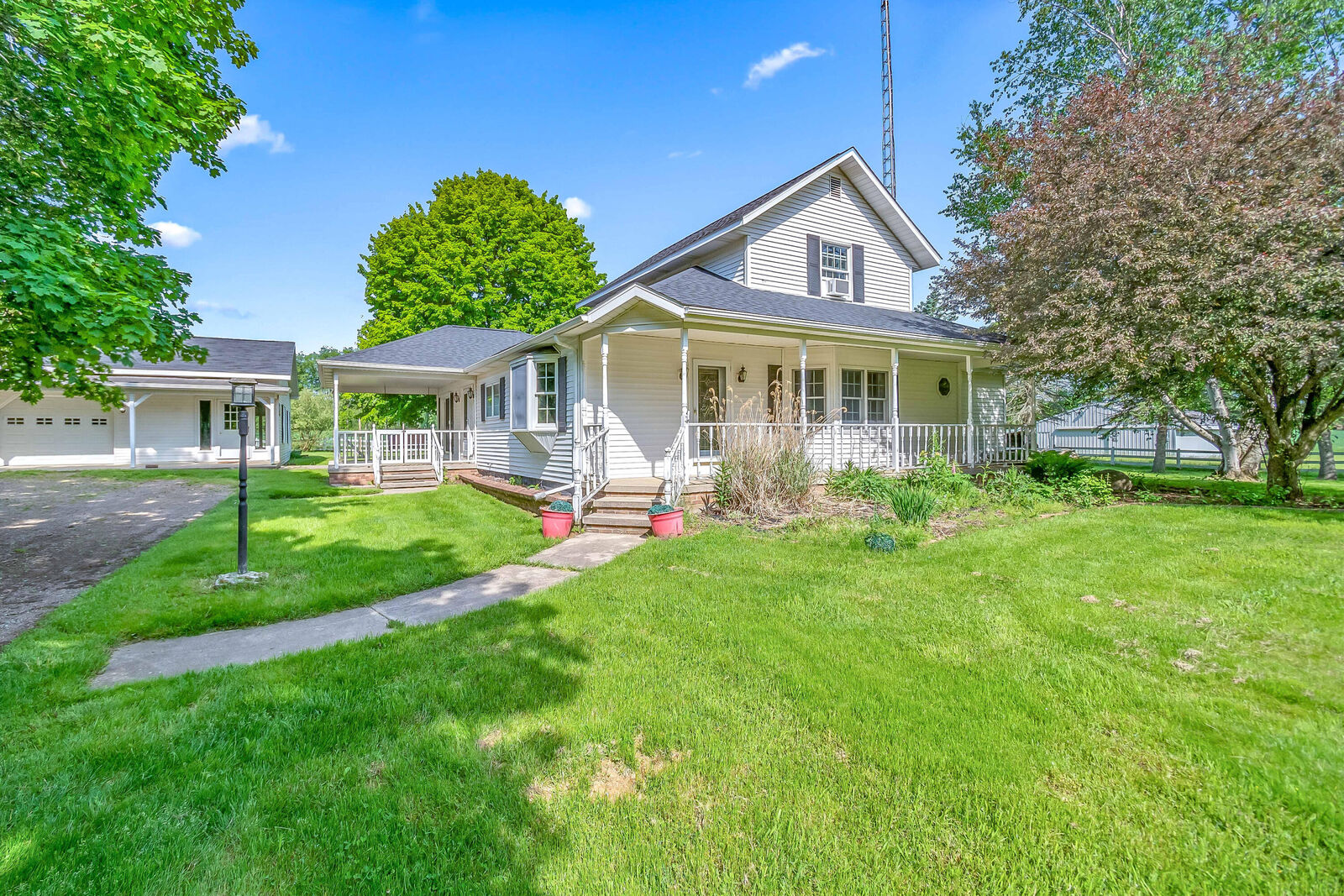 Property Photo:  3920 Hog Creek Road  MI 49227 