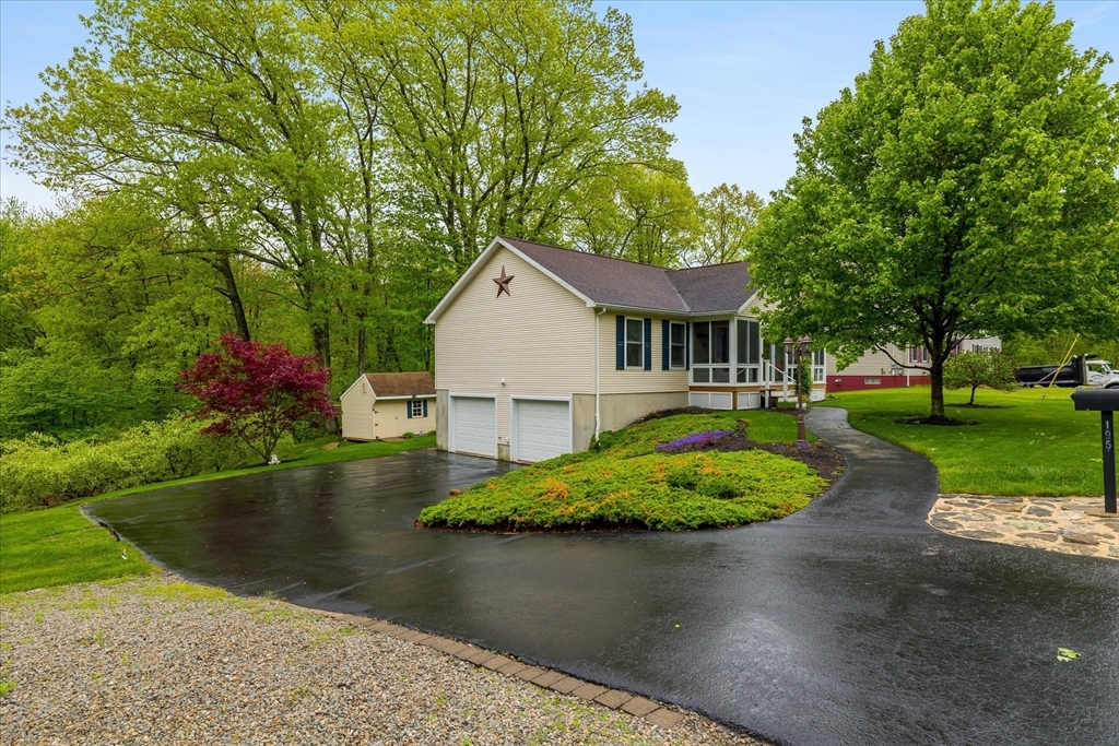 Property Photo:  195 Rochdale St  MA 01501 