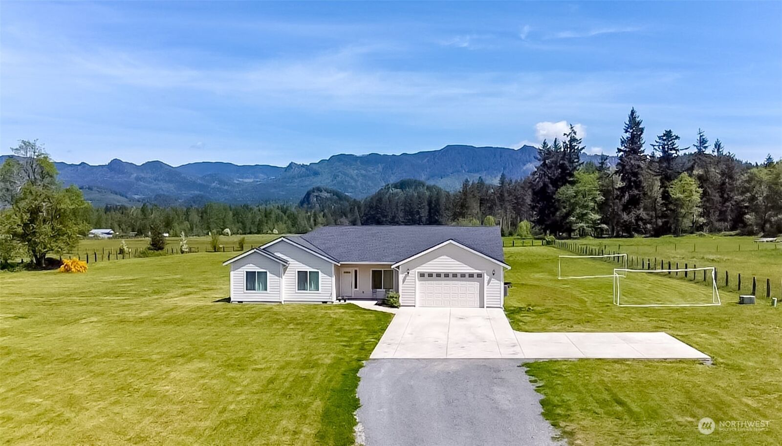 Property Photo:  42602  284th Avenue SE  WA 98022 