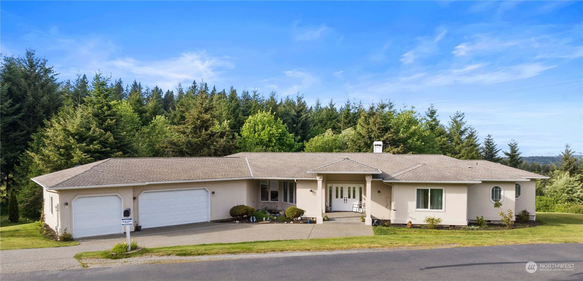 Property Photo:  127  Glacier Peak Drive  WA 98282 